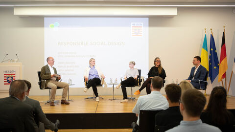 Podiumsdiskussion anlässlich des NEB Festivals in der Landesvertretung Brüssel Podiumsdiskussion anlässlich des NEB Festivals in der Landesvertretung Brüssel